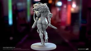 Sci-fi Lucy Variant- Painters Scale